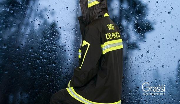 Alfredo Grassi's New Rain Suit Consists Of A Jacket With A Hood, Removable Inner Bodice, And Overpants