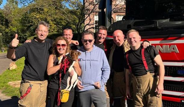 Glasgow Firefighters Rescue Stranded Pets Of Still Game Stars