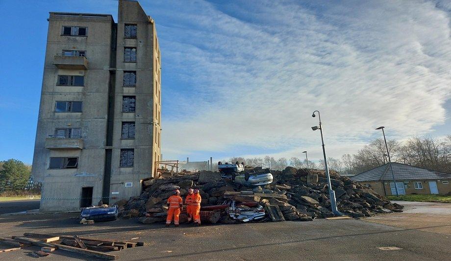 West Yorkshire Fire & Rescue Service Works With Partners To Train National Ambulance Resilience Unit Technicians
