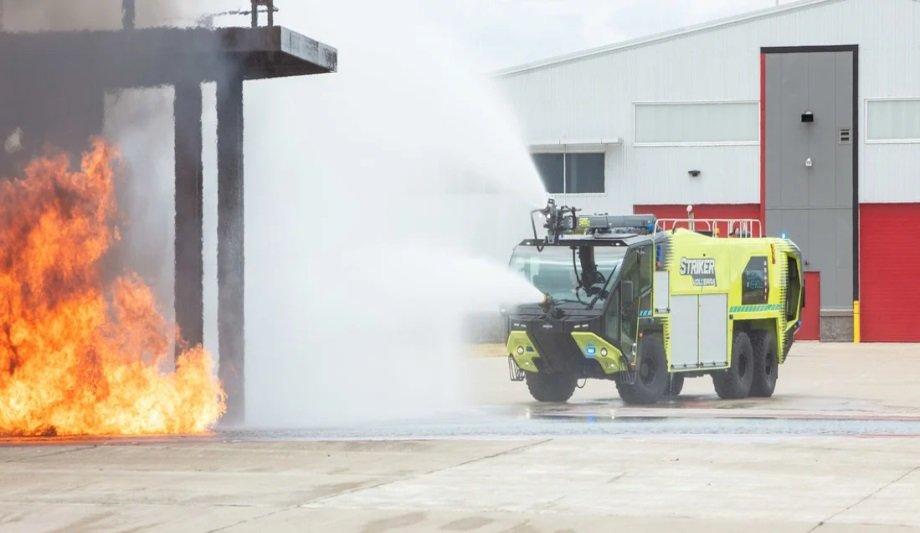 Advanced ARFF Vehicles For Fire Suppression By Oshkosh