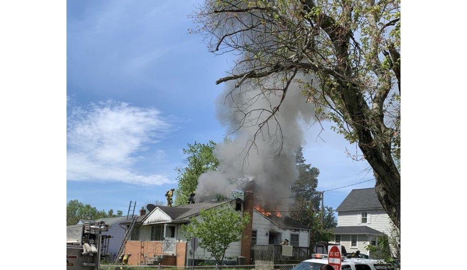 Branchviille Company 11 Engine Responds To Fire In First Due