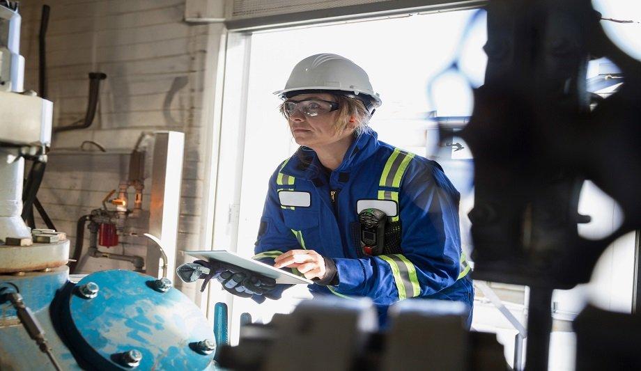 Blackline Safety Wins $3.5 Million Deal With North American Energy Company To Protect Over 850 Workers