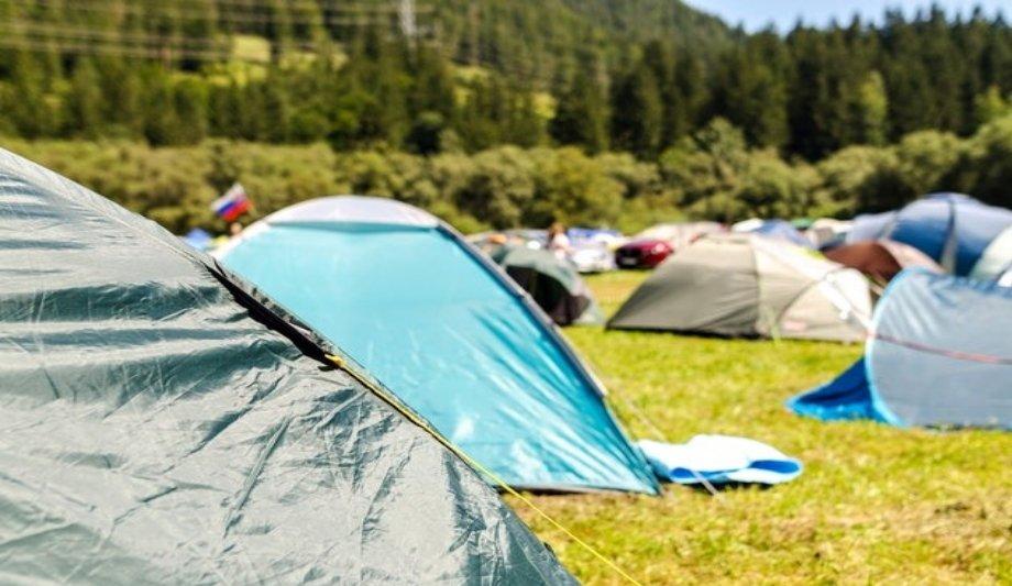 Cooke & Bern Explain About Maintaining Camping Trip Fire Safety