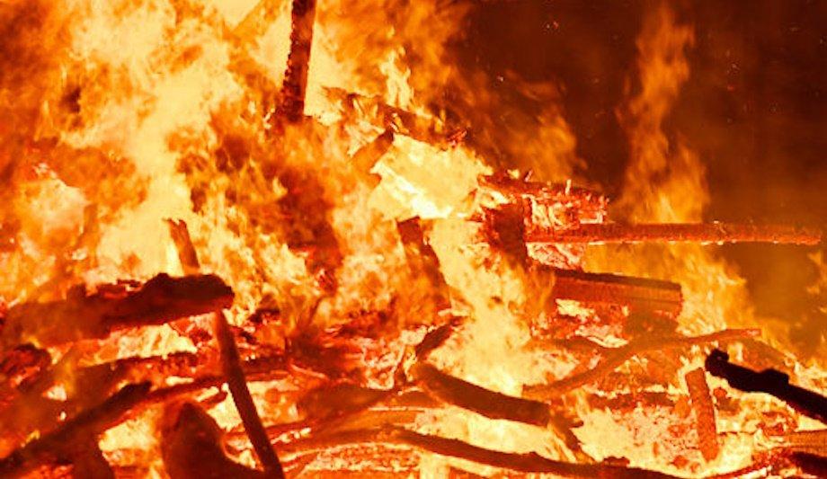 Emergency Services Make Bonfire And Firework Safety Plea