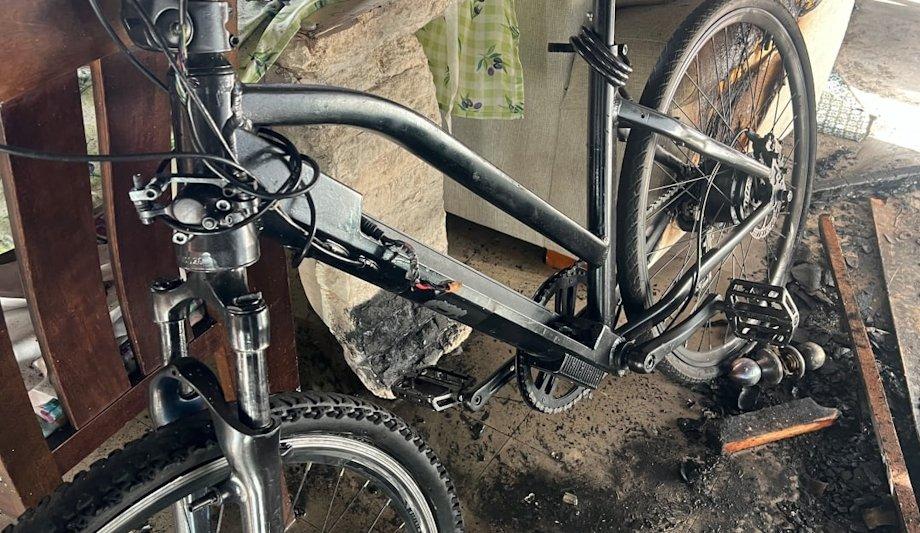Lithium-Ion Battery Fire In Sydney Highlights Risks