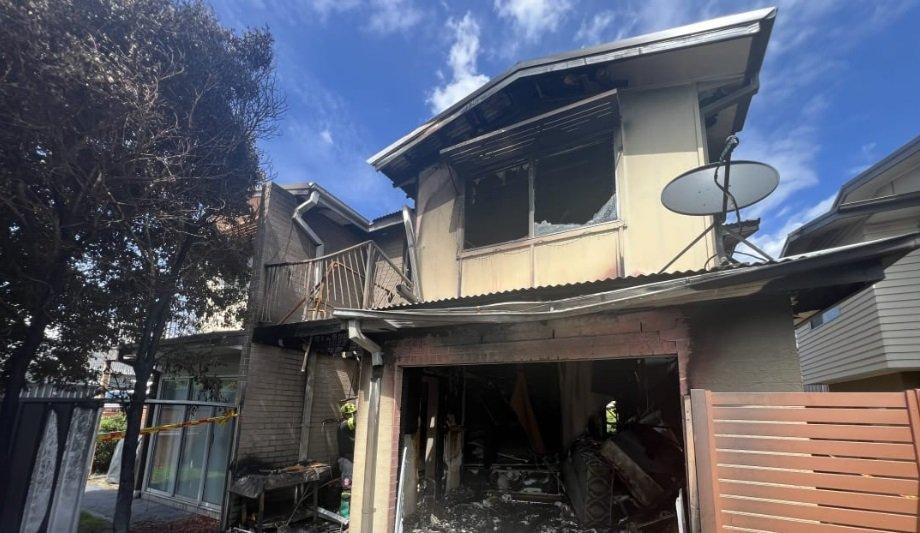 FRNSW Extinguishes Mayfield Townhouse Fire