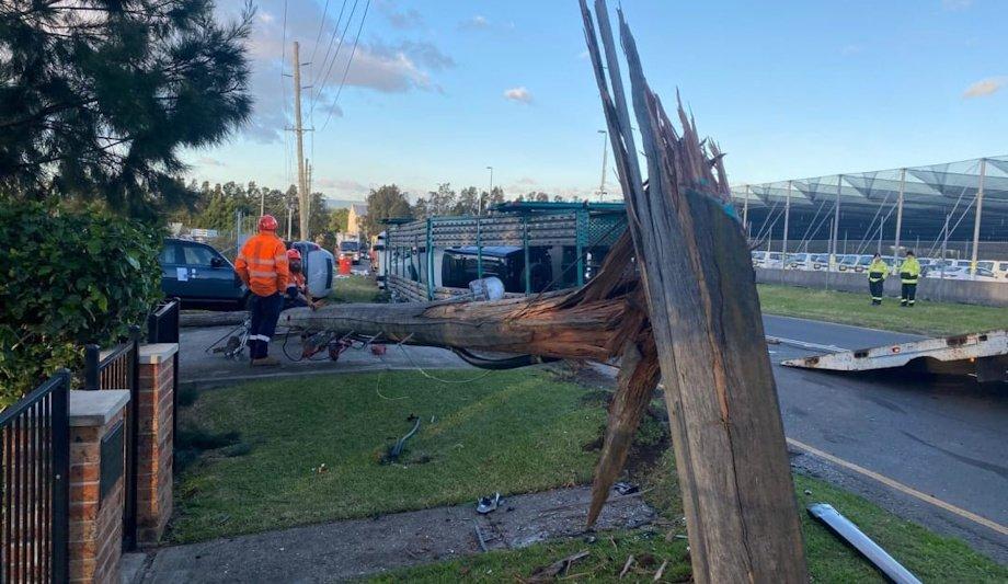 FRNSW Manages Overturned Car Carrier Incident