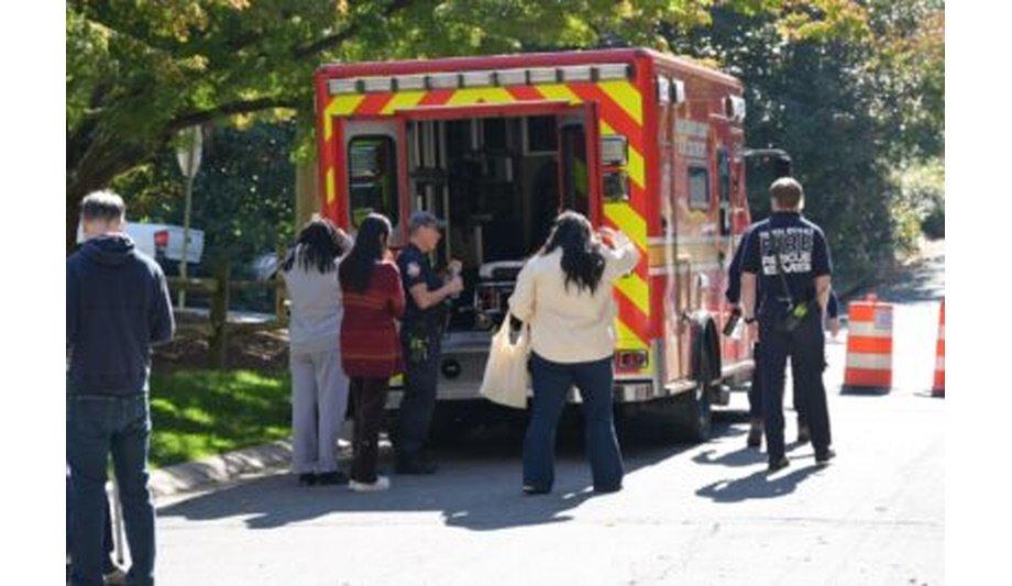 Glen Echo Fire Department Joins Yellow Boomerang For The Mohican Hills Block Party