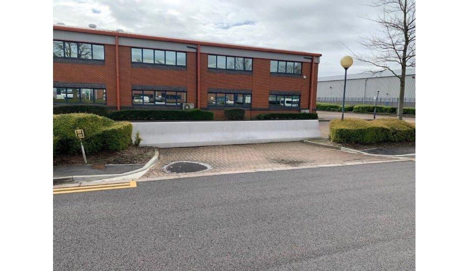 Hardstaff Barriers Enhances Security As England Moves To The Final Stage Of Easing The COVID-19 Restrictions