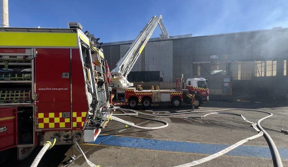 FRNSW Responds To Industrial Galvanizing Factory Fire In Girraween