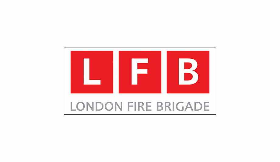 London Fire Brigade Fire Engines And Firefighters Tackle A Residential Fire At Kennington In London