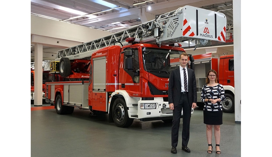 Magirus Arranges Guided Site Tour For Ronja Kemmer, A Member Of The German Parliament
