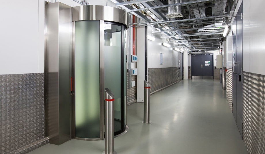 Meesons FPJ140 2SF Joins FPJ140 1AF Security Portal In Providing Fire Protection And Smoke Control