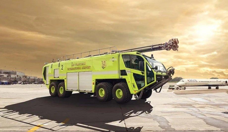 Oshkosh Delivers Striker 8x8 ARFF Vehicles To San Francisco Airport