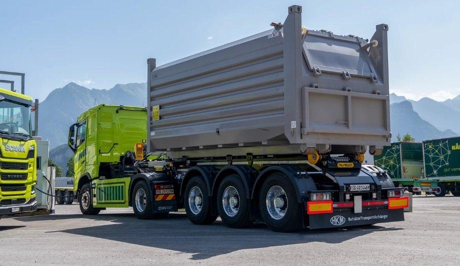 PALFINGER Hookloader Enhances Käppeli Logistik's Fleet