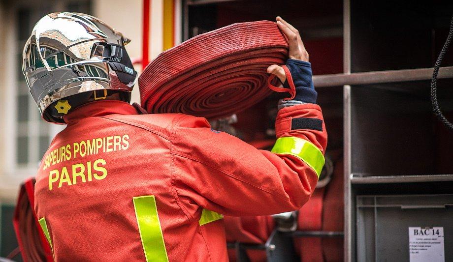 Paris Fire Brigade Uses ORALITE FTP 2100 Prismatic Reflective Tape For Their Firefighters’ PPE Gear