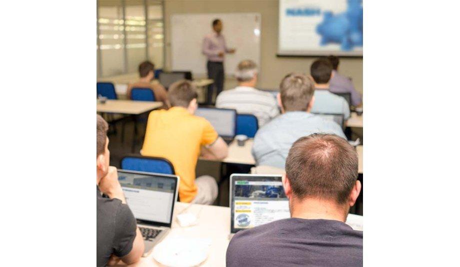 Liquid Ring Vacuum Pump And Compressor Training By Gardner Denver