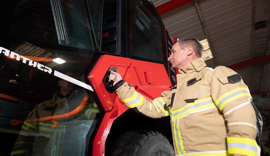 FlamePro Presents The Garments For Tackling Wildland Fires