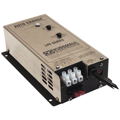 445-4290-5 automatic battery charger designed in a compact rugged package to save valuable compartment